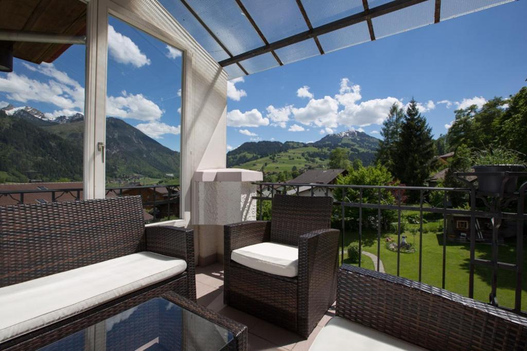 Sonnegg Hotel Zweisimmen Exterior photo